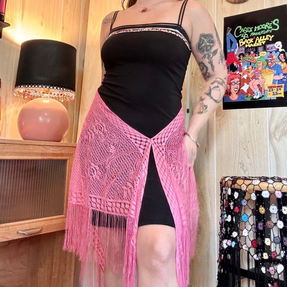 Vintage RAVE Pink Crochet Fringe Wrap Scarf Top/Skirt 2000s - Picture 1 of 11